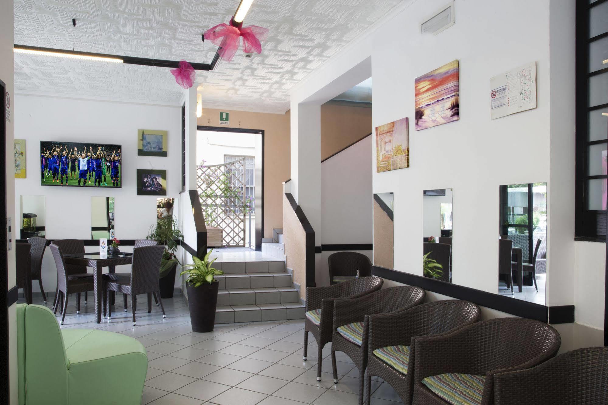 Hotel Penny Rimini Exterior foto